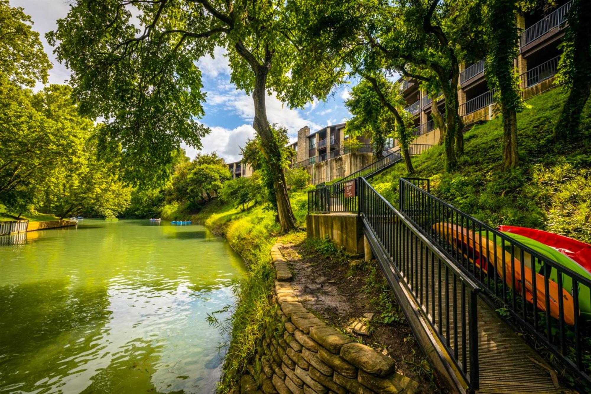 Water Wheel Resort Condo Resort 新布朗费尔斯 外观 照片